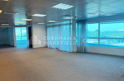 Empty Room image for: Office Space - Studio for rent in Khalifa Park - Eastern Road - Abu Dhabi, Image 1