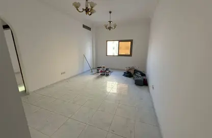 Apartment - 1 Bedroom - 1 Bathroom for rent in Al Mahatta - Al Qasimia - Sharjah