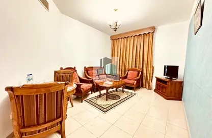 Apartment - 1 Bedroom - 1 Bathroom for rent in Muraijeb Tower - Hamdan Street - Abu Dhabi