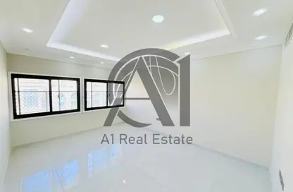 شقة - 3 غرف نوم - 3 حمامات للايجار في المقاطعة المركزية - العين