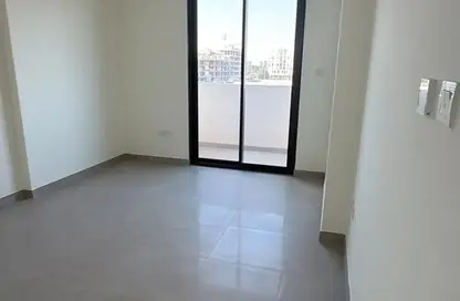 شقة - غرفة نوم - 2 حمامات للايجار في مويلح - الشارقة