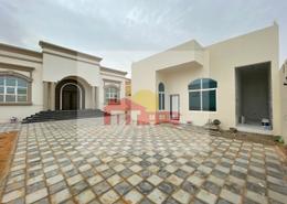 Villa - 3 bedrooms - 5 bathrooms for rent in Al Dhait South - Al Dhait - Ras Al Khaimah