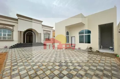 Villa - 3 Bedrooms - 5 Bathrooms for rent in Al Dhait South - Al Dhait - Ras Al Khaimah