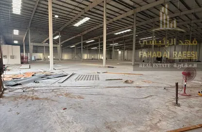 مستودع - استوديو - 1 حمام للايجار في أم الثعوب - أم القيوين