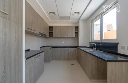 تاون هاوس - 4 غرف نوم - 4 حمامات للايجار في قرية ماربيلا - قمم النصر - مدينة دبي الرياضية - دبي تاون هاوس - 4 غرف نوم - 4 حمامات للايجار في قرية ماربيلا - قمم النصر - مدينة دبي الرياضية - دبي