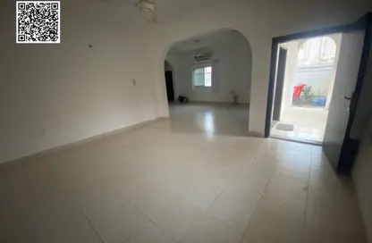 Villa - 4 Bedrooms - 3 Bathrooms for rent in Al Rumailah building - Al Rumailah 2 - Al Rumaila - Ajman