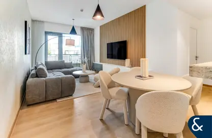 Apartment - 1 Bedroom - 2 Bathrooms for sale in Boulevard Central Tower 1 - Boulevard Central Towers - Downtown Dubai - Dubai