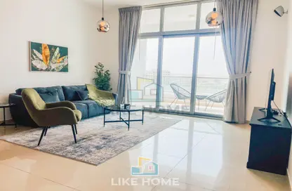 Living Room image for: Apartment - 2 Bedrooms - 3 Bathrooms for rent in DEC Tower 2 - DEC Towers - Dubai Marina - Dubai, Image 1