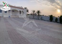 Villa - 5 bedrooms - 6 bathrooms for rent in Ramlat Zakher - Zakher - Al Ain