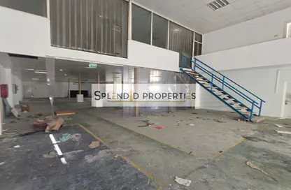 Warehouse - Studio - 2 Bathrooms for rent in Al Qusais Industrial Area 1 - Al Qusais Industrial Area - Al Qusais - Dubai