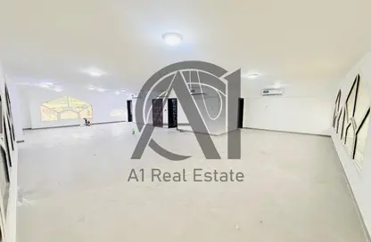 Office Space - Studio - 2 Bathrooms for rent in Central District - Al Ain