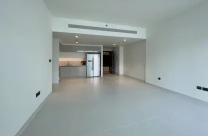 صورة لـ غرفة فارغة شقة - 2 غرف نوم - 2 حمامات للبيع في مارينا فيستا - إعمار بيتشفرونت - دبي هاربور - دبي ، صورة رقم 1