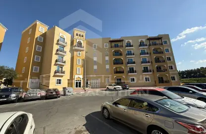 شقة - 1 حمام للبيع في آي سي1 اماراتي 24 - طراز إماراتي - المدينة العالمية - دبي