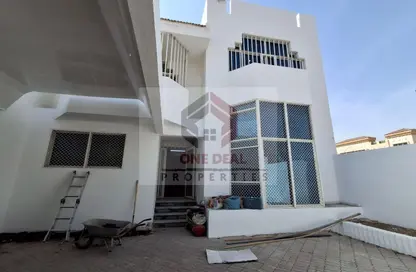 Villa - 4 Bedrooms - 5 Bathrooms for rent in Al Khabisi - Al Ain