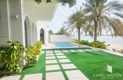 Villa - 5 Bedrooms - 5 Bathrooms for rent in Garden Homes Frond E - Garden Homes - Palm Jumeirah - Dubai