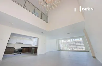 Apartment - 3 Bedrooms - 3 Bathrooms for sale in Marina Arcade Tower - Dubai Marina - Dubai