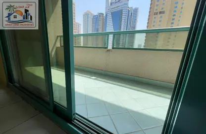 Apartment - 3 Bedrooms - 3 Bathrooms for rent in Al Khan Corniche - Al Khan - Sharjah