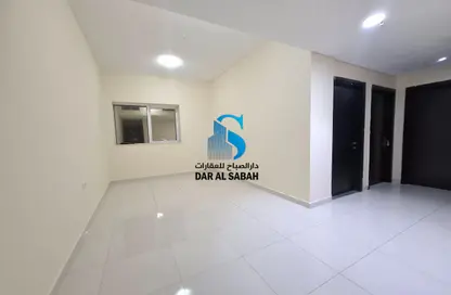 Apartment - 2 Bedrooms - 2 Bathrooms for rent in Al Nahda Complex - Al Nahda - Sharjah