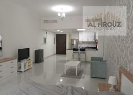 صورةغرفة المعيشة / غرفة الطعام لـ: Studio - 1 حمام للكراء في جي 24 - قرية الجميرا سركل - دبي, صورة 1