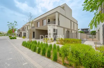 Townhouse - 5 Bedrooms - 5 Bathrooms for rent in Aura - Tilal Al Ghaf - Dubai