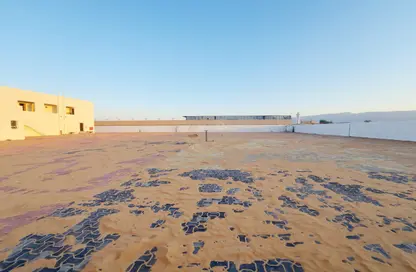 أرض - استوديو - 2 حمامات للايجار في وادي العين 1 - النود - العين