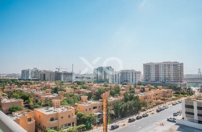 شقة - غرفة نوم - 1 حمام للايجار في شرق 40 - الفرجان - دبي