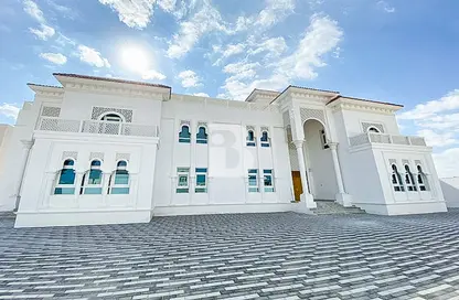 Outdoor House image for: Villa for rent in Shakhbout City - Abu Dhabi, Image 1