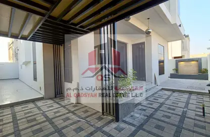 فيلا - 5 غرف نوم - 7 حمامات للبيع في 1 الياسمين - الياسمين - عجمان