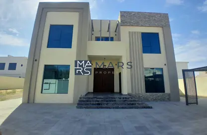 Villa - 5 Bedrooms - 7 Bathrooms for sale in Hoshi 1 - Hoshi - Al Badie - Sharjah