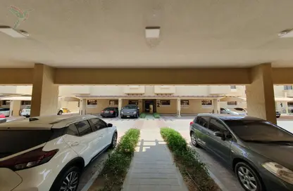 Apartment - 3 Bedrooms - 3 Bathrooms for rent in Al Dafeinah - Asharej - Al Ain