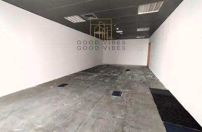 Office Space - Studio - 1 Bathroom for rent in Shatha Tower - Dubai Media City - Dubai