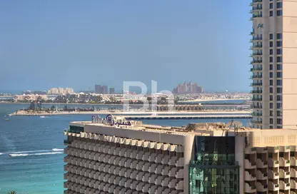 Apartment - 2 Bedrooms - 3 Bathrooms for sale in Rimal 1 - Rimal - Jumeirah Beach Residence - Dubai