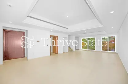 فيلا - 4 غرف نوم - 5 حمامات للايجار في قرية ماربيلا - قمم النصر - مدينة دبي الرياضية - دبي