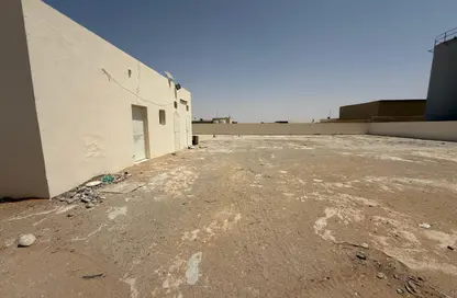 أرض - استوديو للايجار في الصجعة الصناعية - آلصجعه - الشارقة