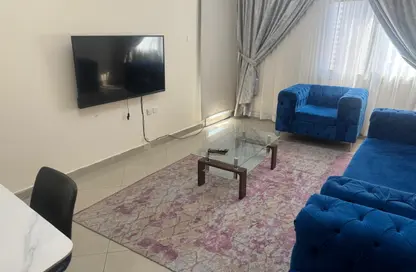 شقة - 2 غرف نوم - 2 حمامات للايجار في شارع التعاون الجديد - التعاون - الشارقة