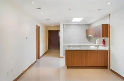 Apartment - 1 Bedroom - 2 Bathrooms for sale in Sulafa Tower - Dubai Marina - Dubai