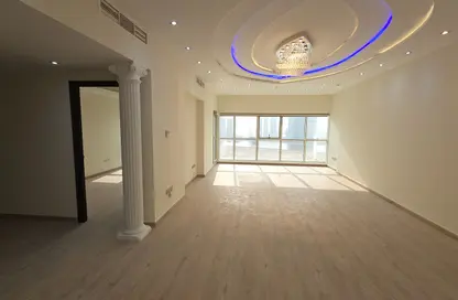 Apartment - 5 Bedrooms - 7 Bathrooms for sale in Al Anwar Tower - Al Khan Lagoon - Al Khan - Sharjah