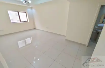 Apartment - 1 Bedroom - 2 Bathrooms for rent in Muwaileh 29 Building - Muwaileh - Sharjah