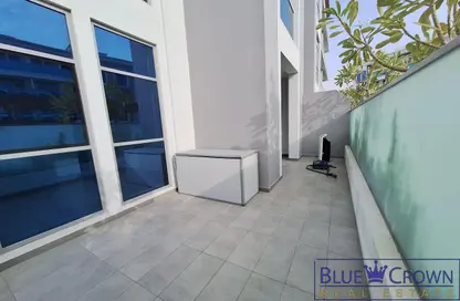 Apartment - 1 Bedroom - 2 Bathrooms for rent in Art Gardens Building B - Arjan - Dubai
