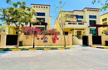 شقة - 5 غرف نوم - 6 حمامات للايجار في هيلز أبوظبي - منطقة المقطع - أبوظبي
