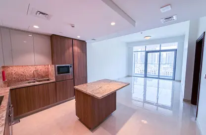 Apartment - 1 Bedroom - 2 Bathrooms for rent in Imperial Avenue - Downtown Dubai - Dubai