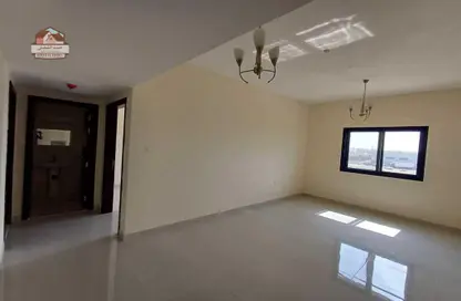 Empty Room image for: Apartment - 1 Bedroom - 2 Bathrooms for rent in Al Jurf 3 - Al Jurf - Ajman Downtown - Ajman, Image 1