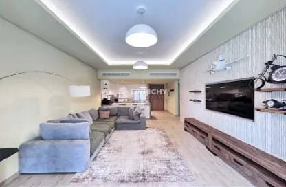 Apartment - 1 Bedroom - 1 Bathroom for rent in Central Park Building 1 - Central Park at City Walk - City Walk - Dubai Apartment - 1 Bedroom - 1 Bathroom for rent in Central Park Building 1 - Central Park at City Walk - City Walk - Dubai