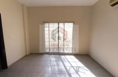Villa - 5 Bedrooms - 5 Bathrooms for rent in Al Mutarad - Al Ain