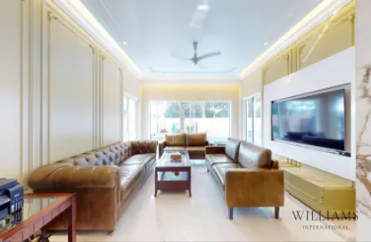 Villa - 5 Bedrooms - 6 Bathrooms for sale in Meadows 1 - Meadows - Dubai