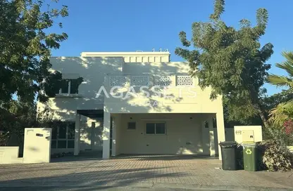 Villa - 3 Bedrooms - 4 Bathrooms for rent in Meadows 1 - Meadows - Dubai
