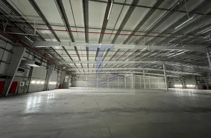 Warehouse - Studio - 2 Bathrooms for rent in Al Markaz Industrial Development - Al Dhafrah - Abu Dhabi