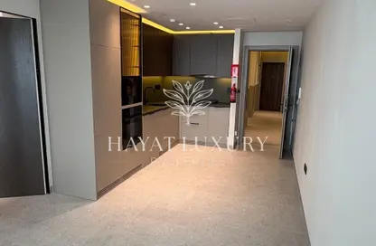 Apartment - 1 Bedroom - 1 Bathroom for rent in Oasis 1 - Jumeirah Garden City - Al Satwa - Dubai
