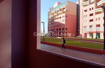 Apartment - Studio - 1 Bathroom for rent in The Gardens Buildings - The Gardens - Dubai
