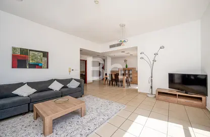 Apartment - 3 Bedrooms - 4 Bathrooms for rent in Shams 1 - Shams - Jumeirah Beach Residence - Dubai